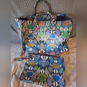 Multicolor Snakeskin Pattern Tote and Clutch Set